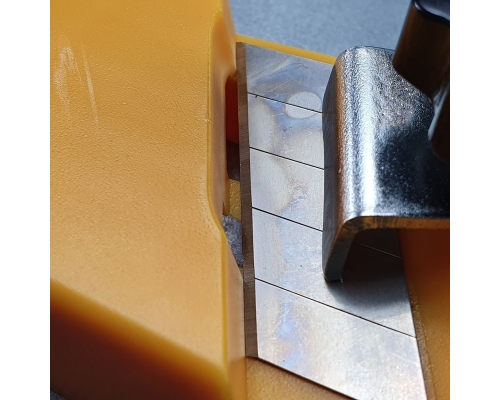 Подрезатель кромки «Прямой и угловой рез» 143x53x22 мм Uniqtool UTD-0005